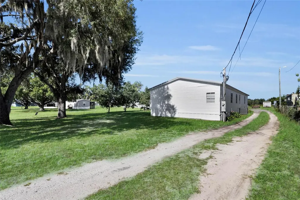 1725 Marker Road Polk City FL 33868