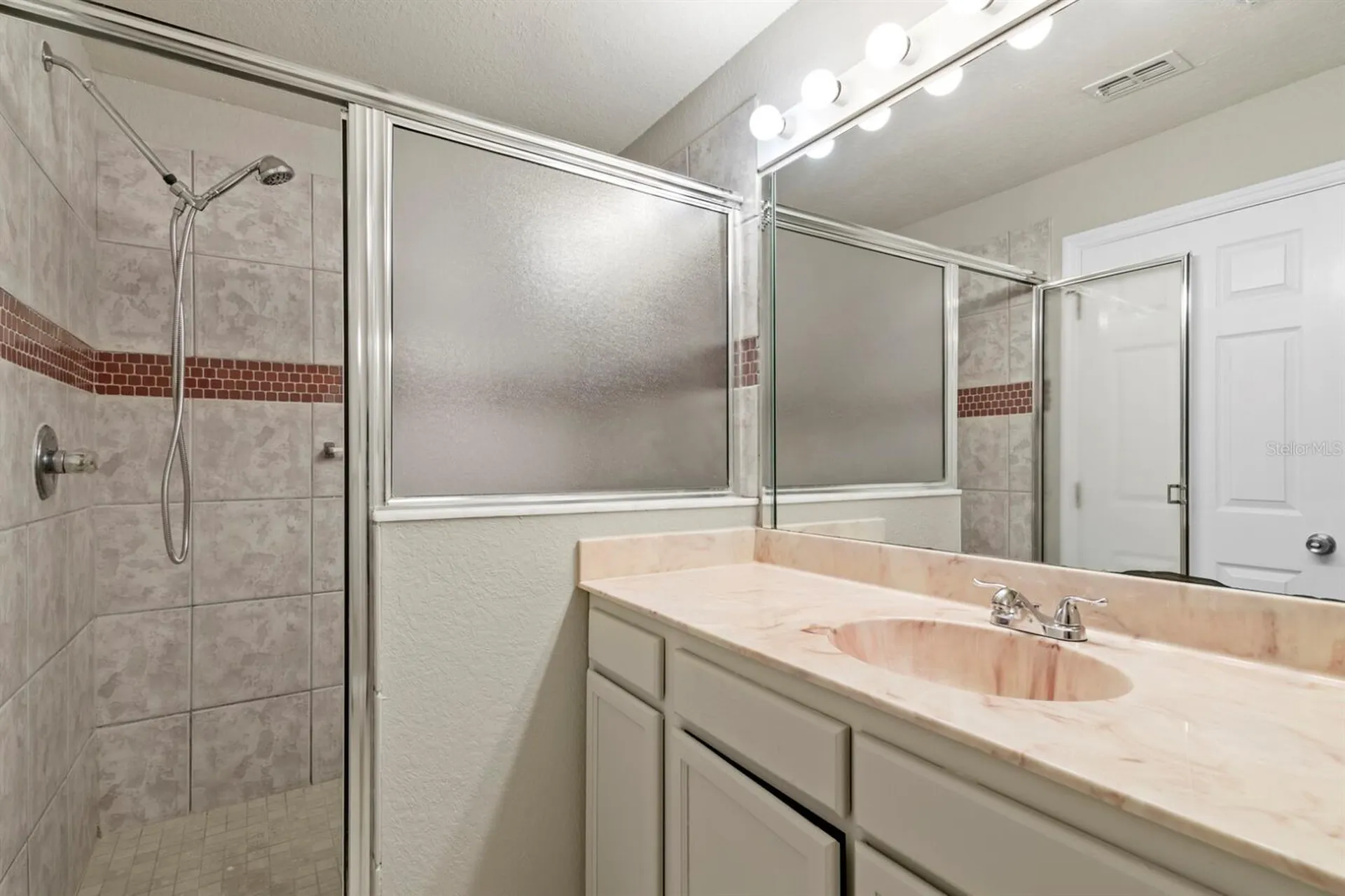 5039 Sunridge Palms Drive Tampa FL 33617