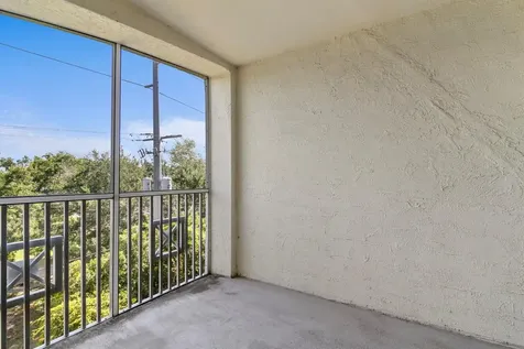 5039 Sunridge Palms Drive Tampa FL 33617