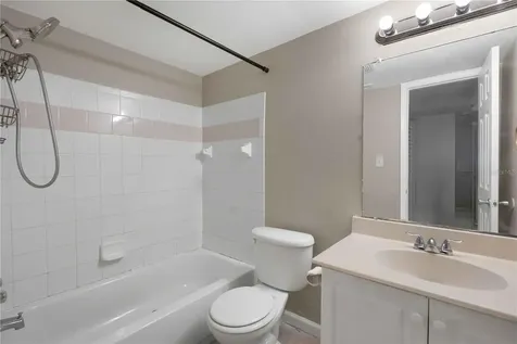 204 Pine Tulip Court Tampa FL 33612