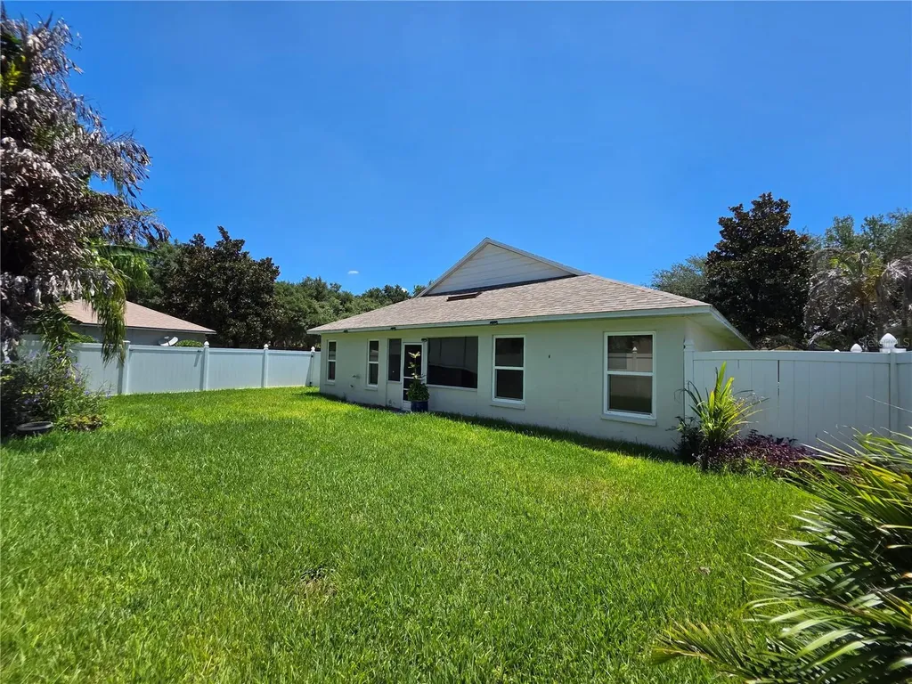 806 Lesa Glen Place Brandon FL 33510