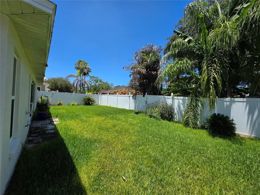 806 Lesa Glen Place Brandon FL 33510