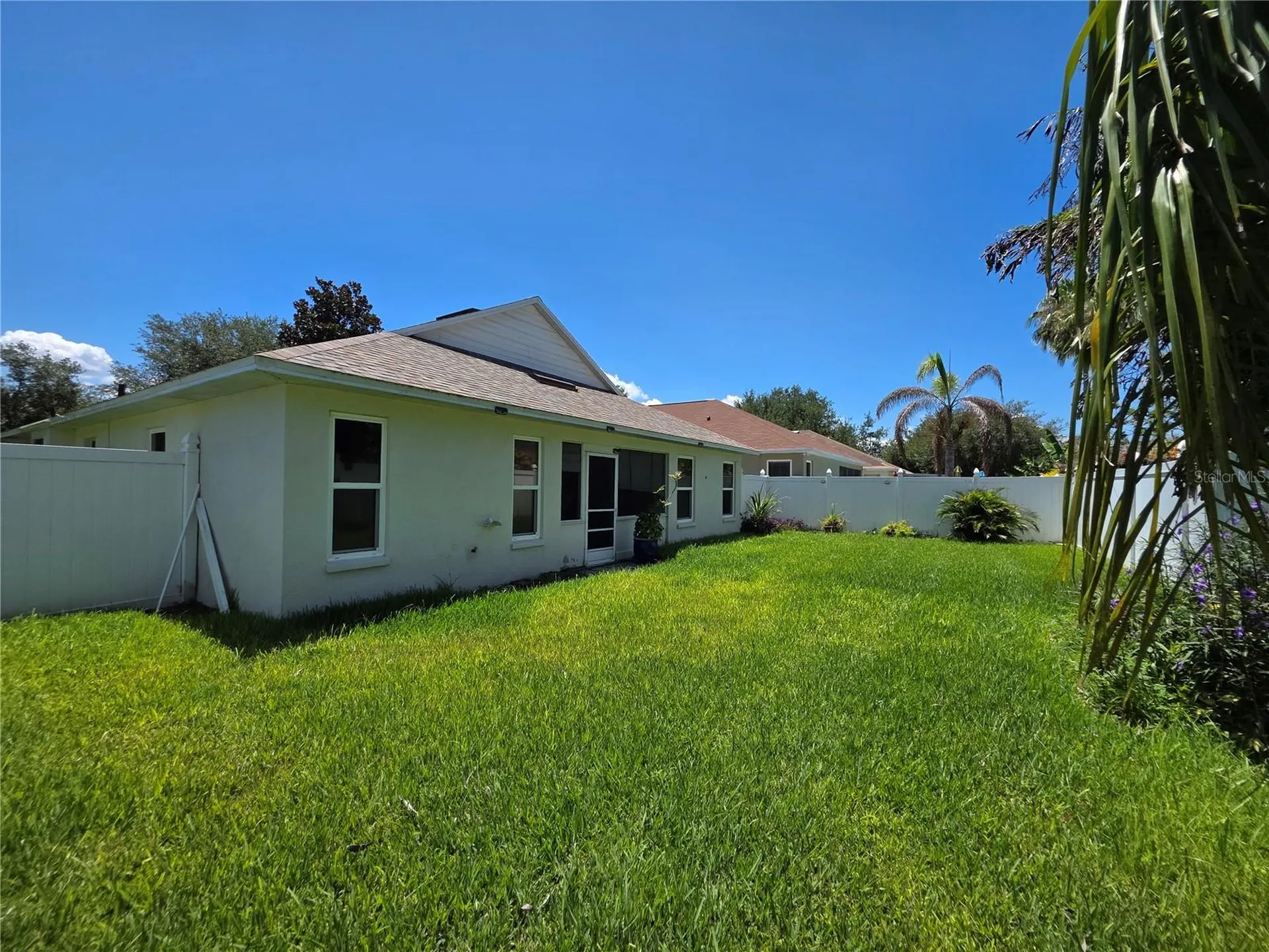 806 Lesa Glen Place Brandon FL 33510