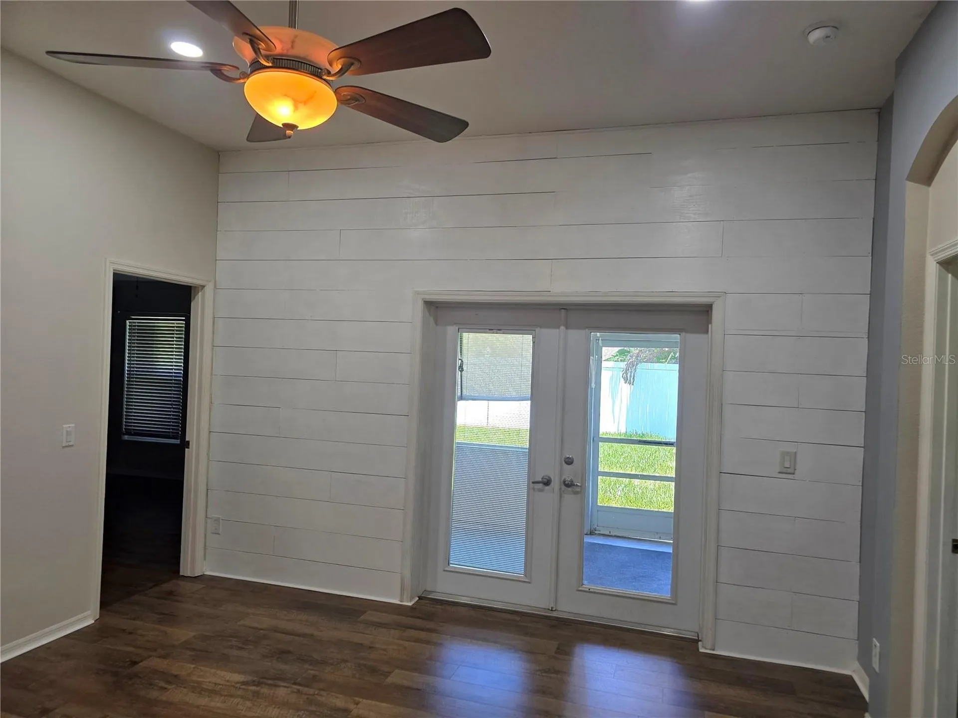 806 Lesa Glen Place Brandon FL 33510