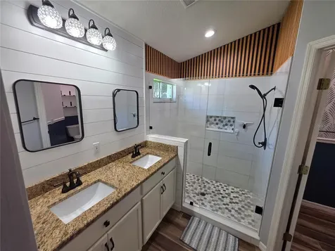 806 Lesa Glen Place Brandon FL 33510