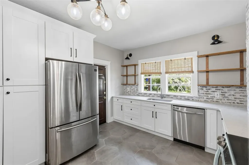 236 W North Street Tampa FL 33604