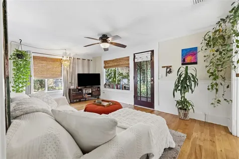 236 W North Street Tampa FL 33604