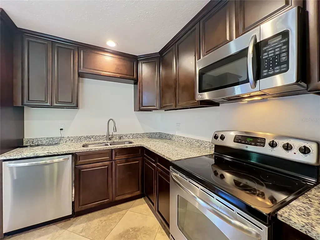 4510 Three Lakes Circle Orlando FL 32808