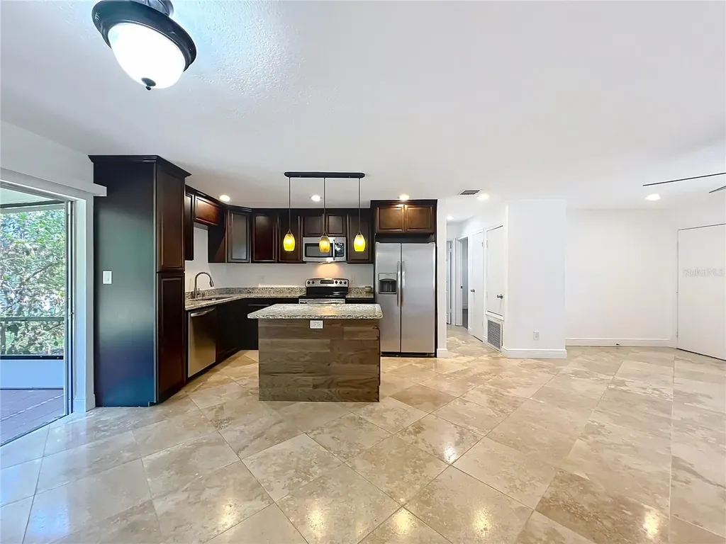 4510 Three Lakes Circle Orlando FL 32808