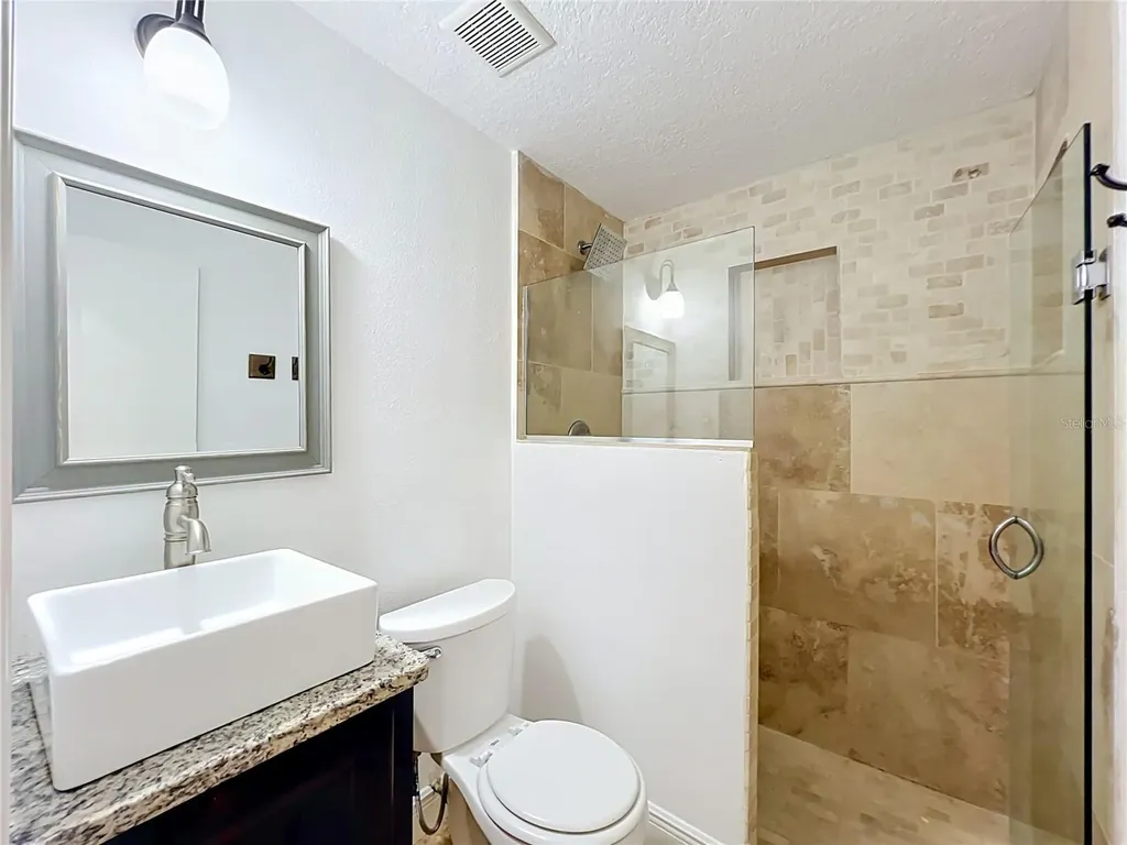 4510 Three Lakes Circle Orlando FL 32808