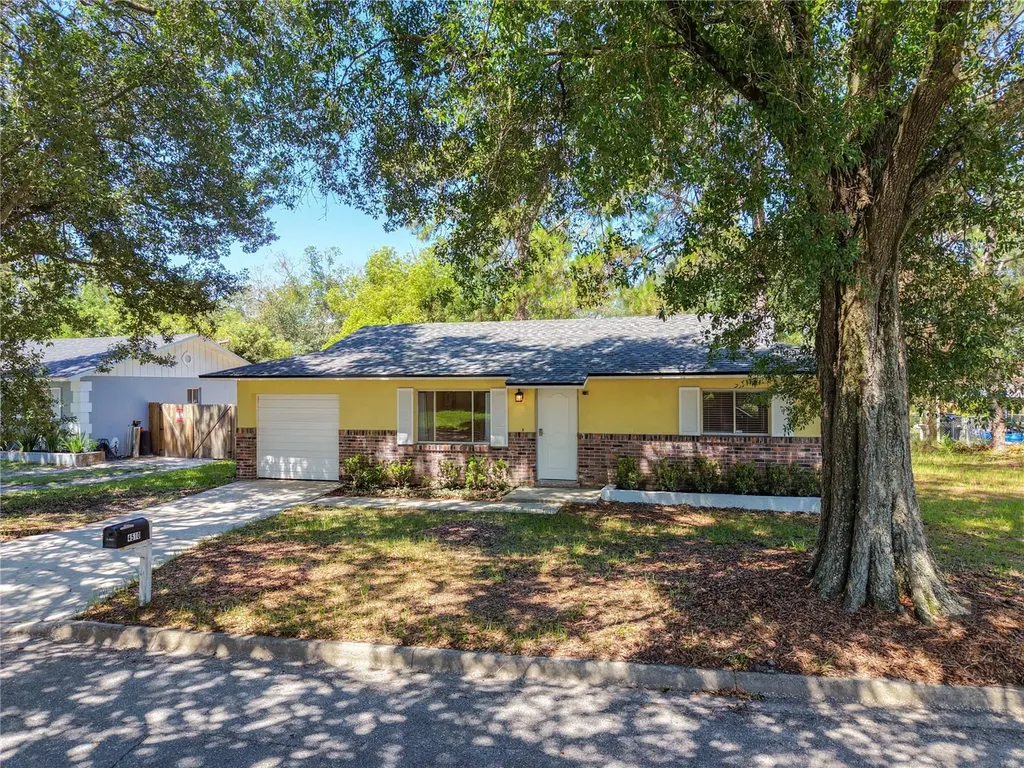 4510 Three Lakes Circle Orlando FL 32808