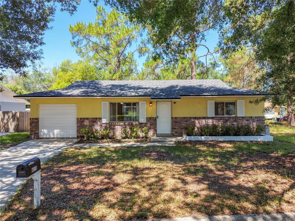 4510 Three Lakes Circle Orlando FL 32808