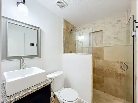 4510 Three Lakes Circle Orlando FL 32808
