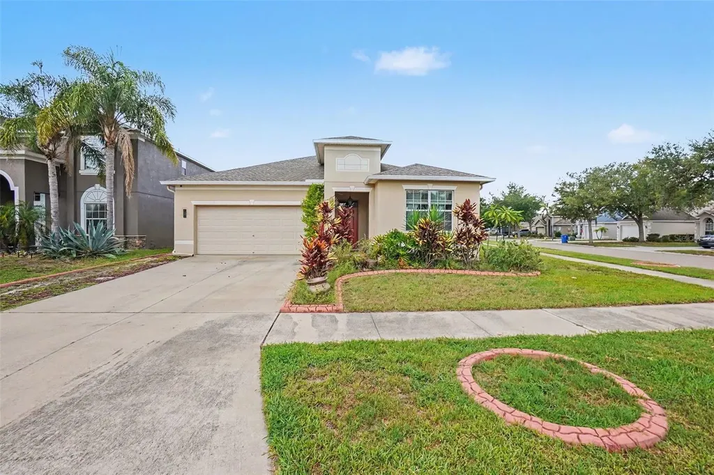 2130 Roanoke Springs Drive Ruskin FL 33570