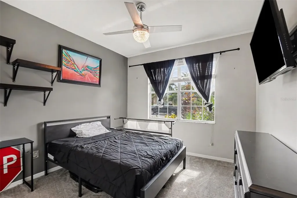 2130 Roanoke Springs Drive Ruskin FL 33570