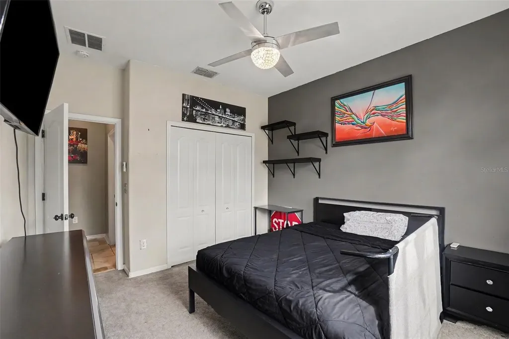2130 Roanoke Springs Drive Ruskin FL 33570