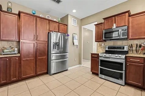 2130 Roanoke Springs Drive Ruskin FL 33570