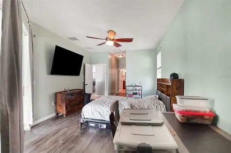 2130 Roanoke Springs Drive Ruskin FL 33570