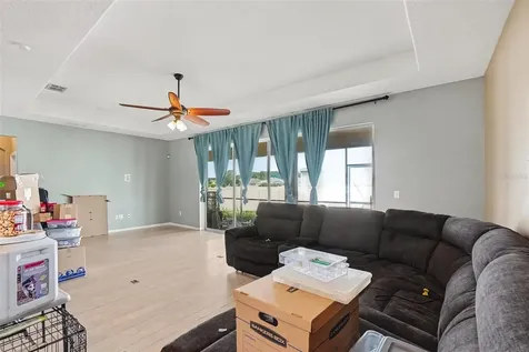 2130 Roanoke Springs Drive Ruskin FL 33570
