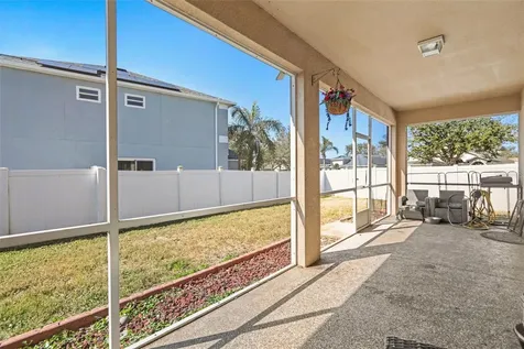 2130 Roanoke Springs Drive Ruskin FL 33570