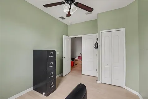 2130 Roanoke Springs Drive Ruskin FL 33570