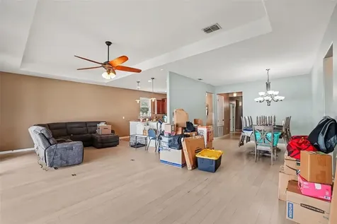 2130 Roanoke Springs Drive Ruskin FL 33570