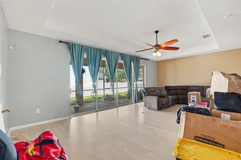 2130 Roanoke Springs Drive Ruskin FL 33570