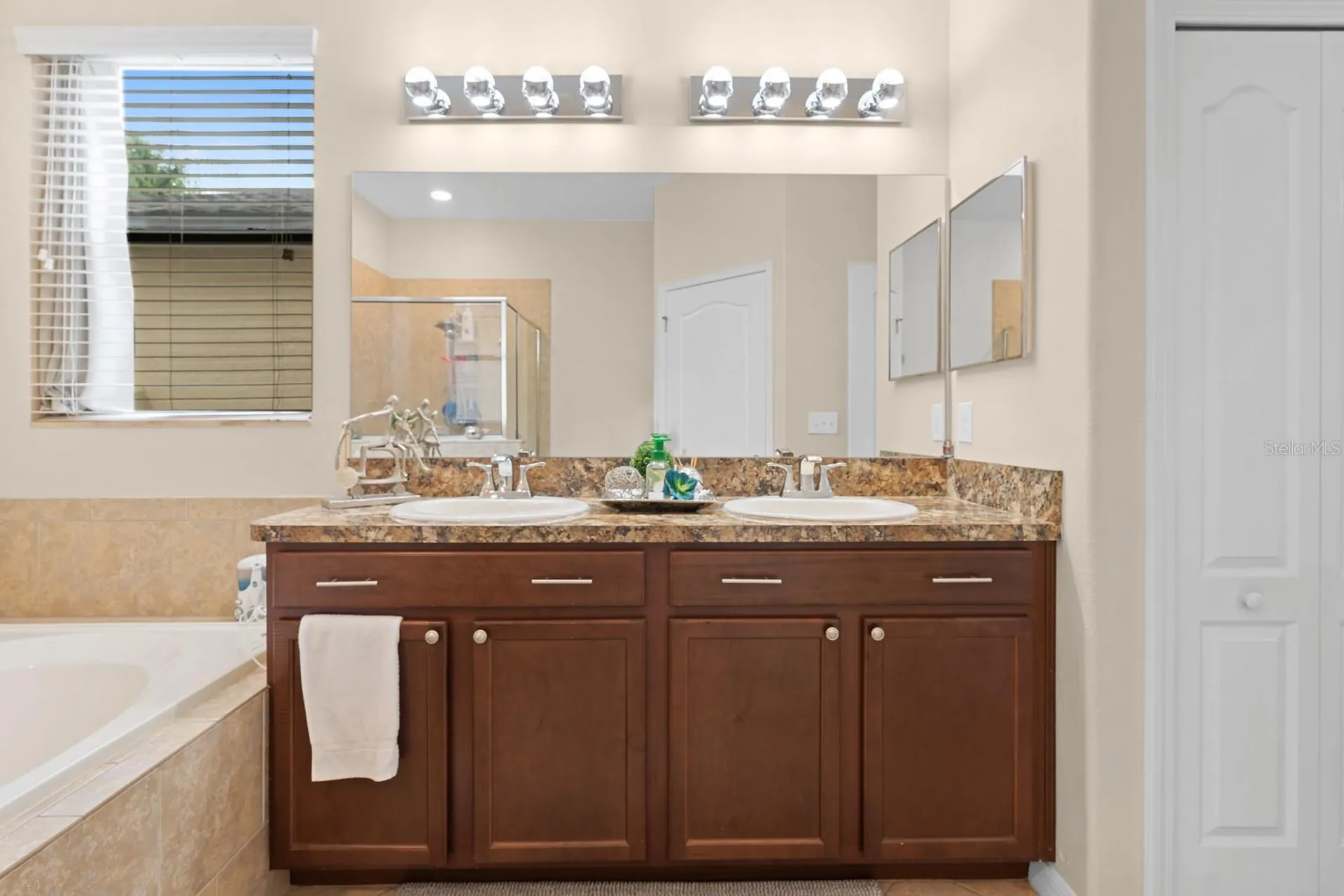 13216 Wellington Hills Drive Riverview FL 33579