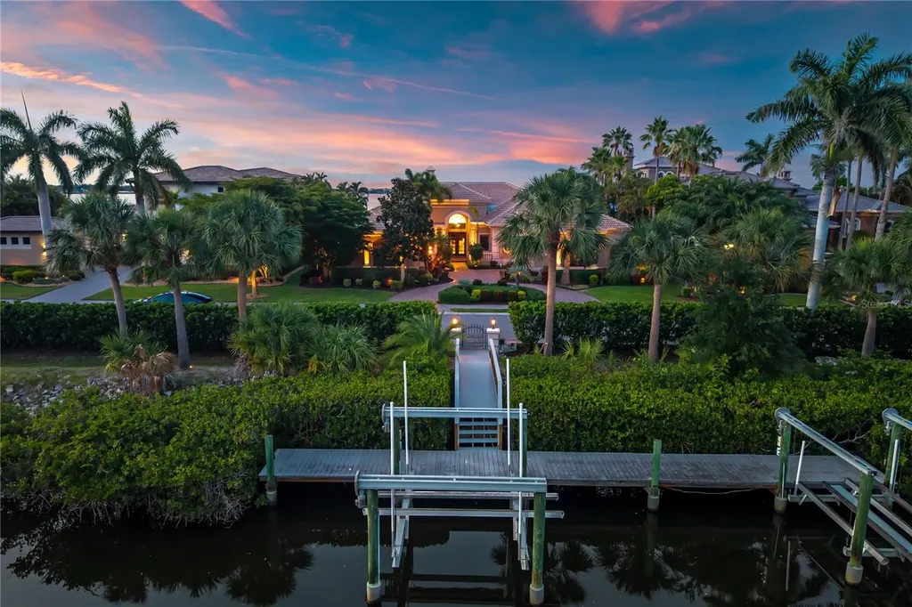 3803 Hawk Island Drive Bradenton FL 34208