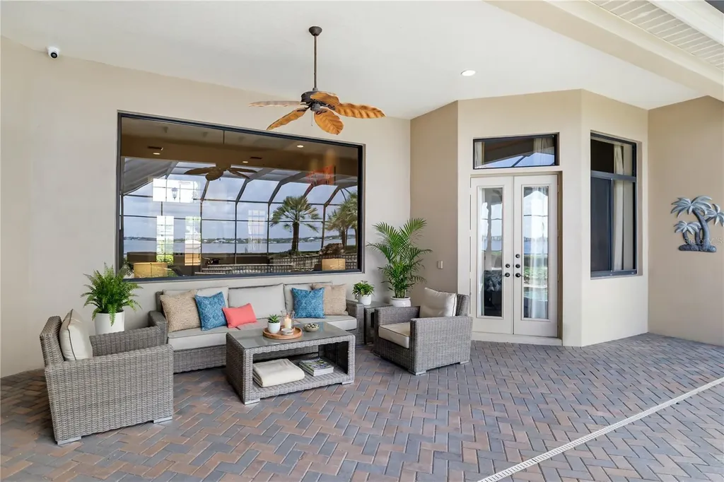 3803 Hawk Island Drive Bradenton FL 34208