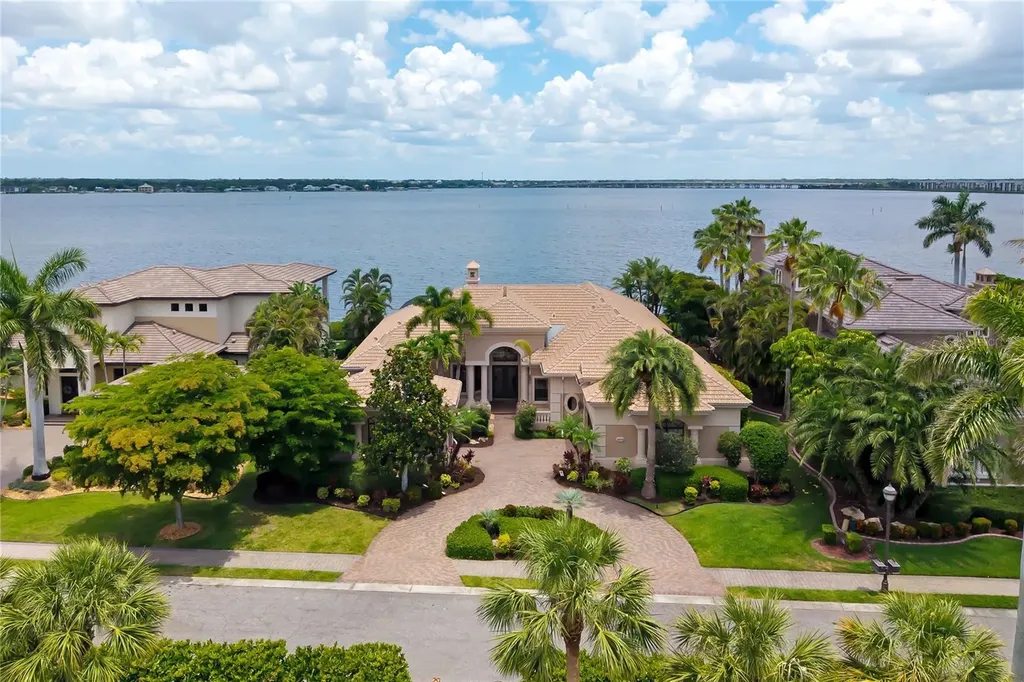 3803 Hawk Island Drive Bradenton FL 34208