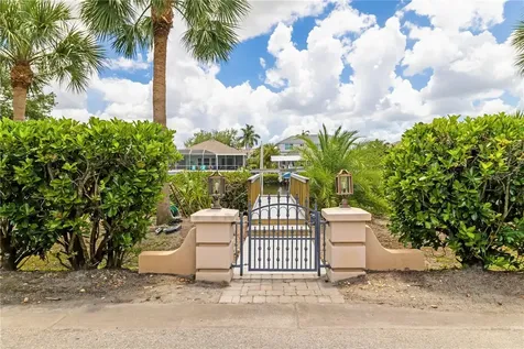 3803 Hawk Island Drive Bradenton FL 34208