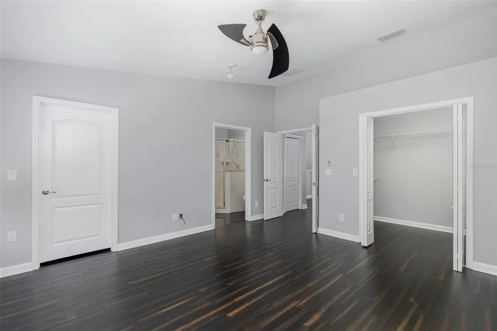 2989 Estancia Place Clearwater FL 33761