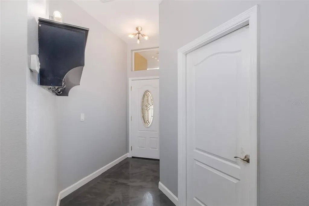 2989 Estancia Place Clearwater FL 33761