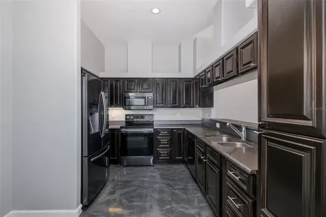 2989 Estancia Place Clearwater FL 33761