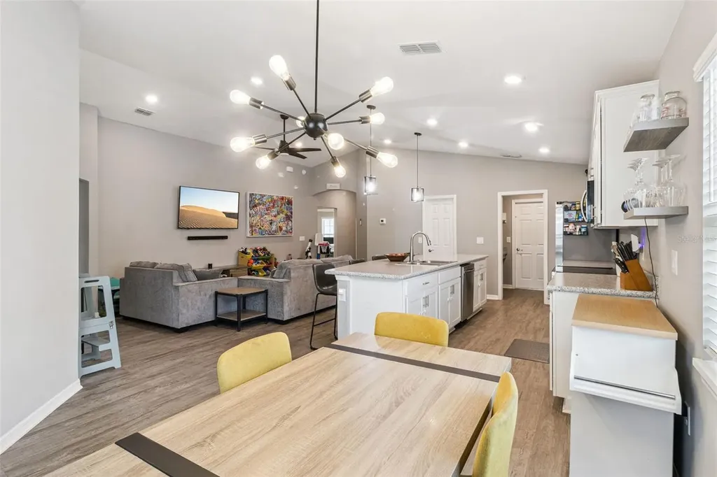 1087 Tropea Lane Auburndale FL 33823