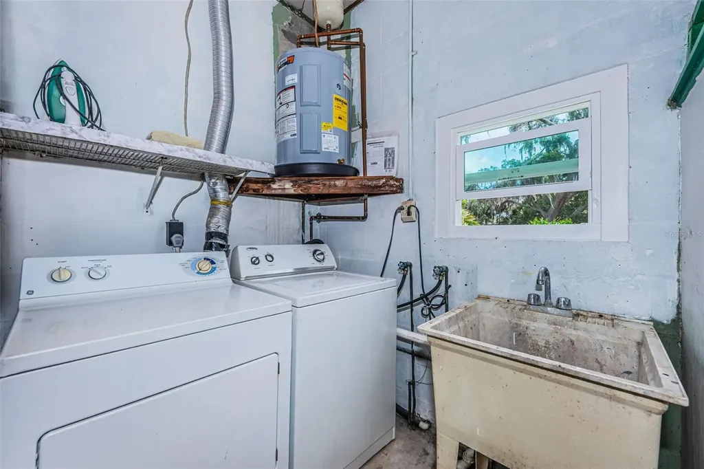 412 Pennsylvania Avenue Palm Harbor FL 34683