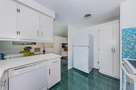 412 Pennsylvania Avenue Palm Harbor FL 34683