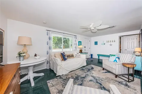 412 Pennsylvania Avenue Palm Harbor FL 34683