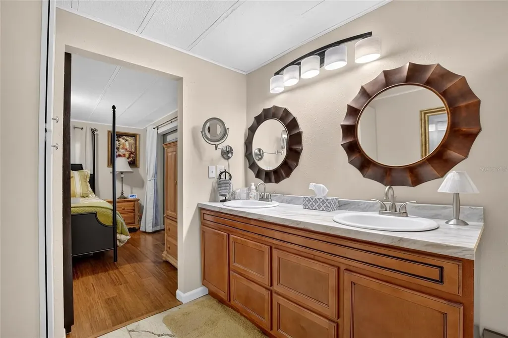2715 Eaton Avenue Eaton Park FL 33840