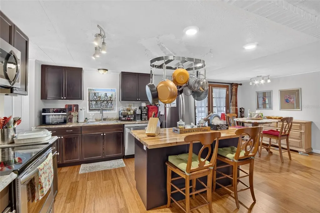 2715 Eaton Avenue Eaton Park FL 33840