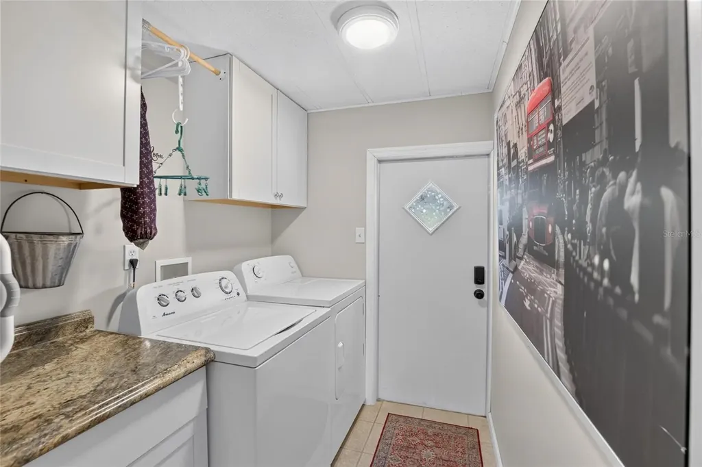 2715 Eaton Avenue Eaton Park FL 33840