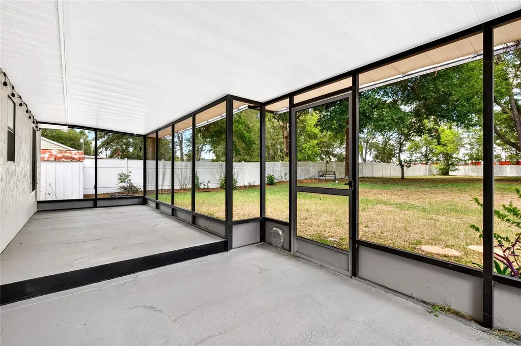 27 Cedar Trace Ocala FL 34472