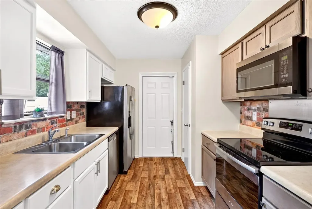 27 Cedar Trace Ocala FL 34472