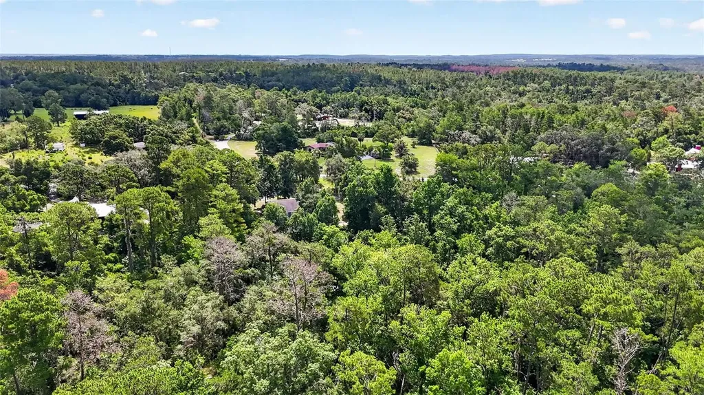 4243 Nancy Creek Boulevard Brooksville FL 34602