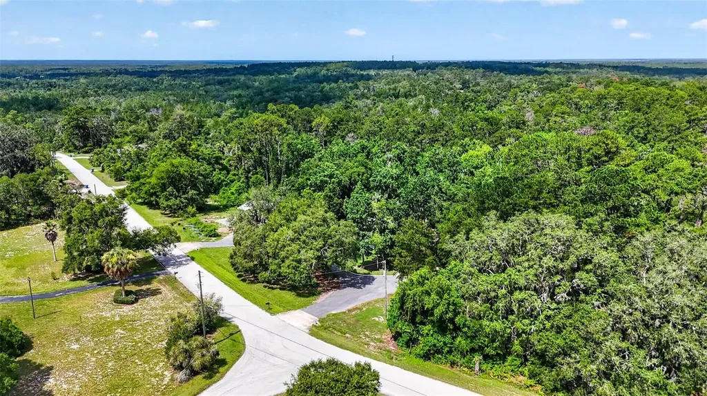 4243 Nancy Creek Boulevard Brooksville FL 34602
