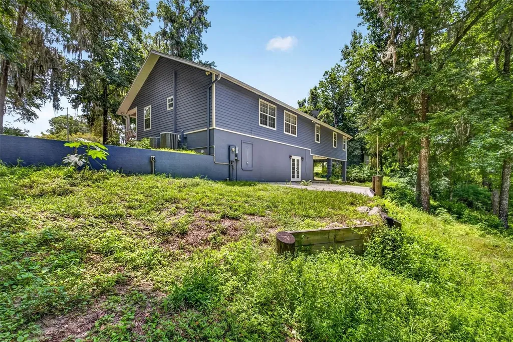 4243 Nancy Creek Boulevard Brooksville FL 34602