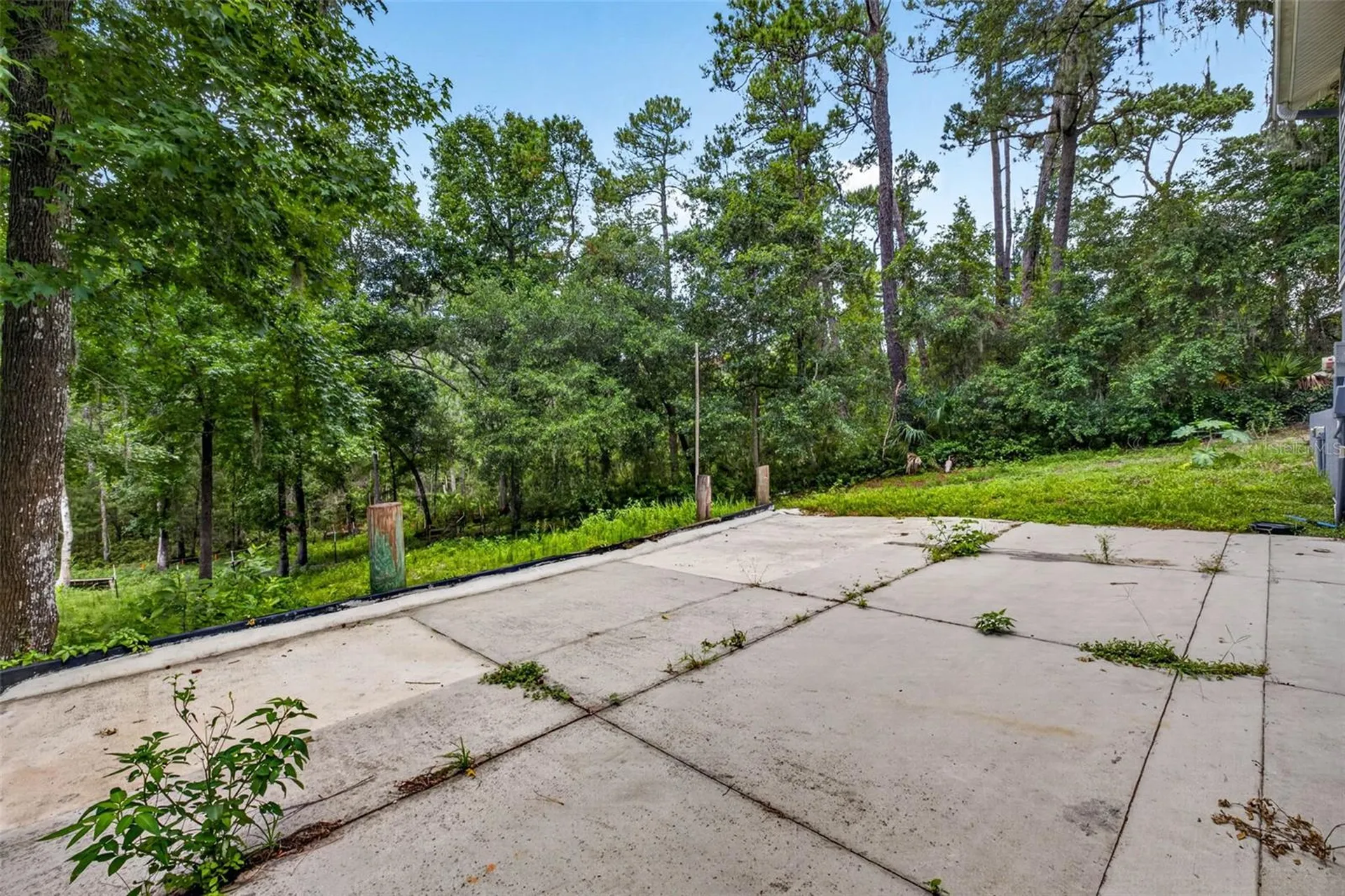 4243 Nancy Creek Boulevard Brooksville FL 34602