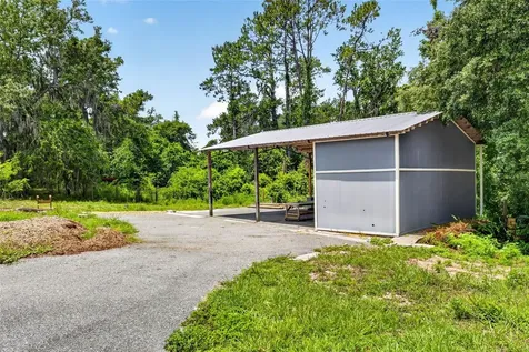 4243 Nancy Creek Boulevard Brooksville FL 34602