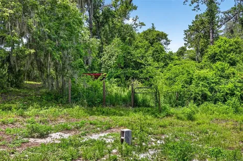 4243 Nancy Creek Boulevard Brooksville FL 34602